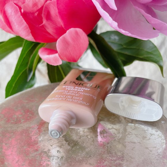 Clinique Even Better Refresh hydrating and repairing makeup WN 115.5 mocha - Picture 4 of 9